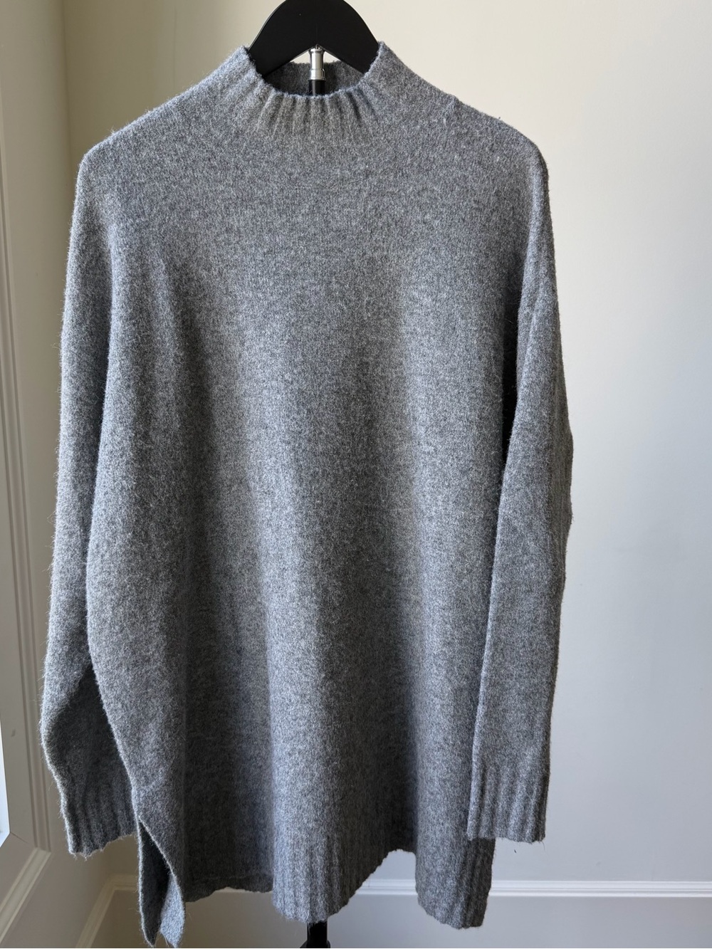 H&M Gray Turtleneck Sweater - Cozy Oversized Knit